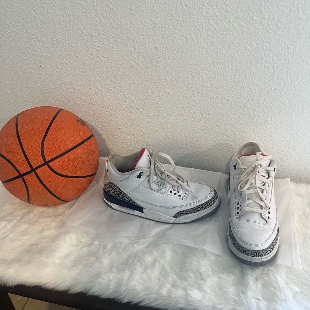 Jordan White and Black Athletic Shoes - Picture 3 of 12